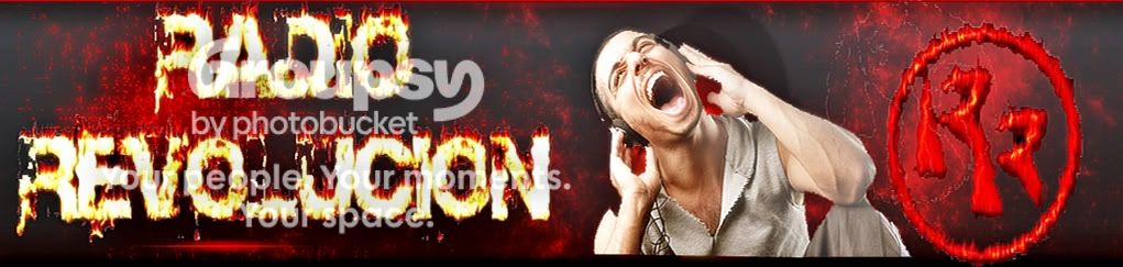 ESTO ES ESPARTAAAA!!!  ...A no esto es RADIO REVOLUCION !!!